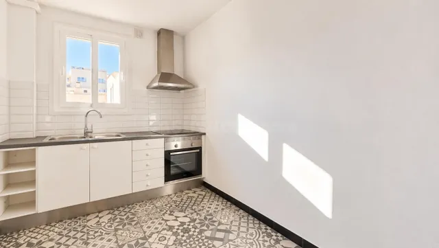 Piso con dos terrazas privadas y mucho carácter en Archiduqu - foto 3