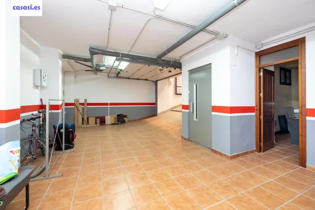 Casa exclusiva junto a Acera del Darro. Pleno centro de Granada. Seminueva y con ascensor propio — 45