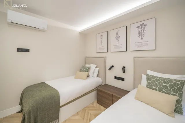 IMPRESIONANTE VIVIENDA TOTALMENTE REFORMADA EN LA CALLE NÚÑEZ DE BALBOA — 9