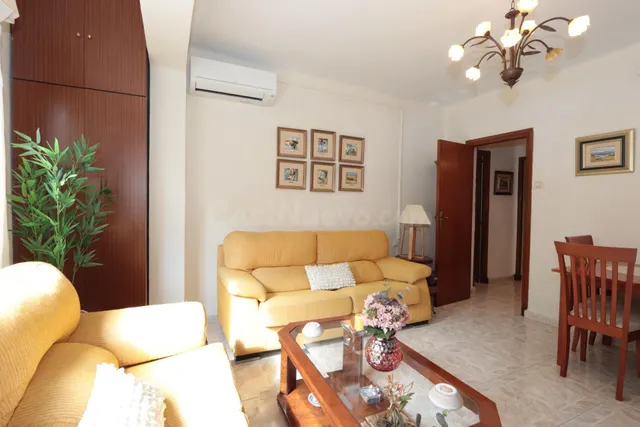 Piso en venta junto a calle Ángel Bruna de 110 m2, 3 dormitorios, baño y aseo, balcon y terraza acristalada — 5