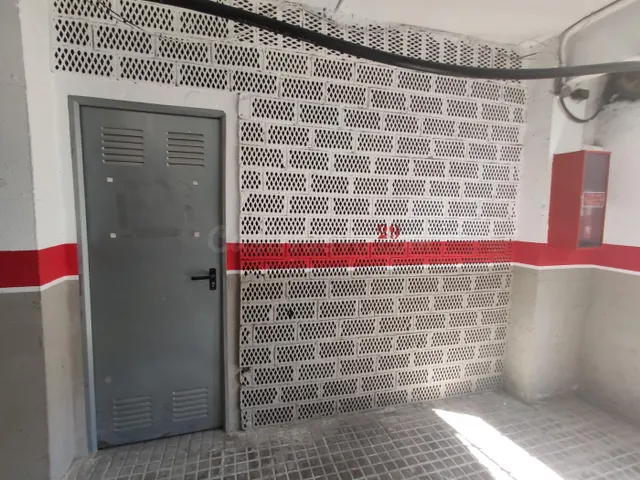 SE VENDE PARKING Y TRASTERO CENTRO SALOU - foto 4