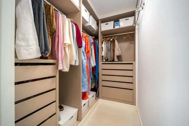 Apartamento 3 habitaciones 138m² en venta - Centro — 23