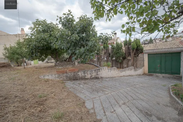 Parcela de 551m2 en Alfacar para vivienda unifamiliar o plurifamiliar — 7