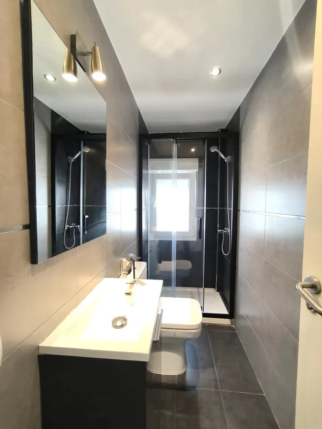 Vivienda 94 m2 reformada minimalista en venta en el centro de Oviedo — 14