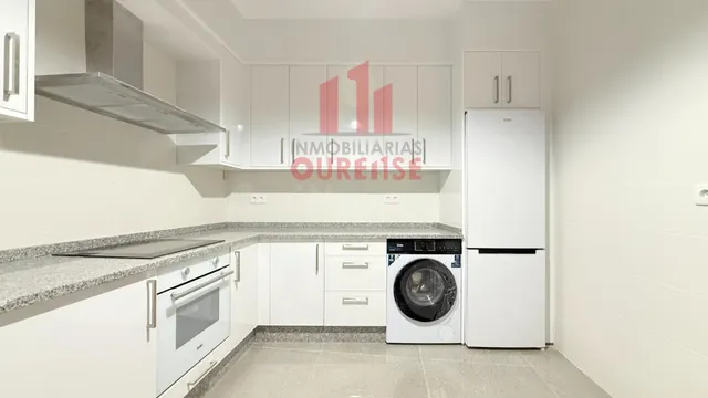 VIVIENDA REFORMADA INTEGRALMENTE EN LA ZONA DE A PONTE — 4