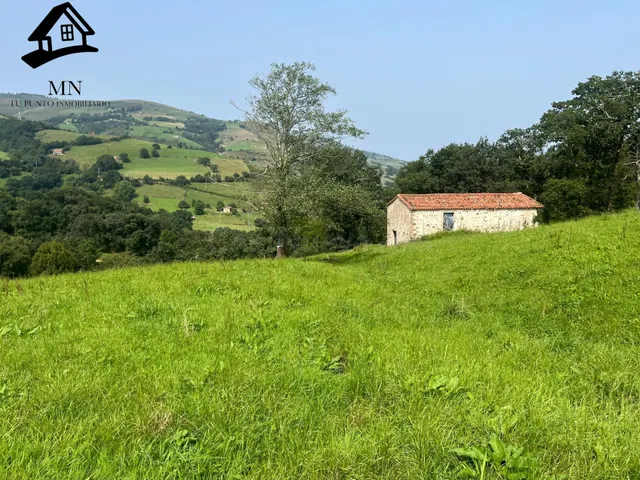 CONJUNTO DE CASA DE CAMPO, DOS CABAÑAS PASIEGAS Y FINCA RUST - foto 3