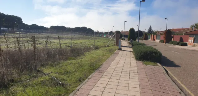 Urbis te ofrece parcelas urbanas en Aldeamayor de San Martín, Valladolid. — 8