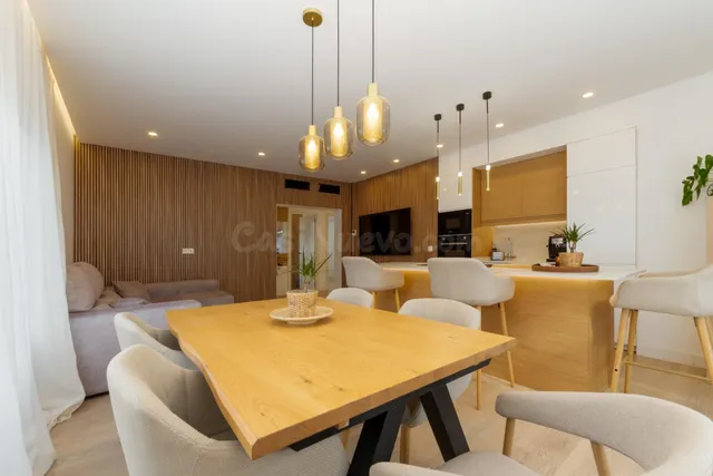 PRECIOSO CHALET REFORMADO EN TORREBLANCA - foto 2