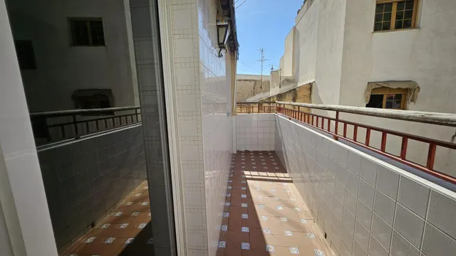 Se Vende Casa de Tres Plantas con garaje doble y trastero. — 17
