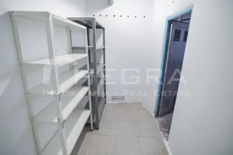 OFERTA HASTA EL 31 DE AGOSTO!!! 10€ DE DESCUENTO!! ALQUÍLALO POR 70€/MES  SE ALQUILA TRASTERO PARA LARGA TEMPORADA EN CALLE CABALLERO DE RODAS 211 (MULLIN´S) – PLAYA DEL CURA (TORREVIEJA)