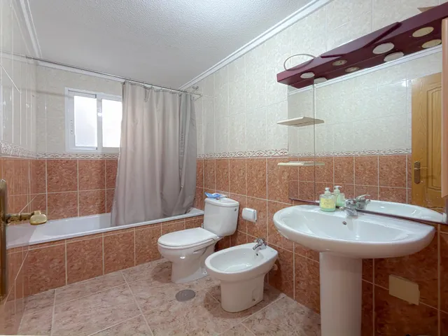 Playa del Cura! Encantador apartamento con excelente distribución de espacios y terraza confortable (750 mts playa) — 18