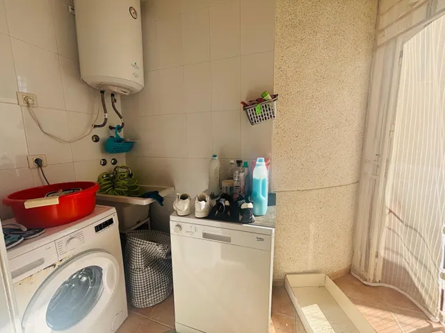 Piso con garaje, 3 dormitorios y suite con vestidor — 16