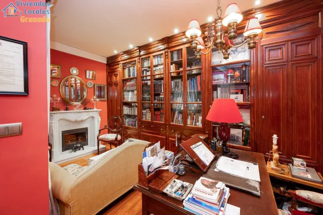 FANTASTICA CASA EN PLAZA DE LOS LOBOS — 31