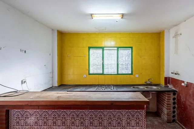 Cortijo con casa de 117 m2 y terreno de 2.312 m2 en Santa Fe — 6