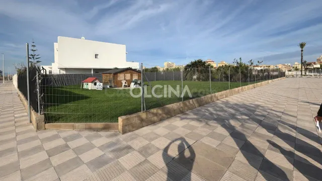 Oportunidad Única en Bellreguard: Terreno Urbano a Pasos de  - foto 2