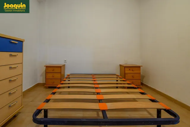 PISO JUNTO A JESUS RESCATADO AMUEBLADO O SIN AMUEBLAR. — 14
