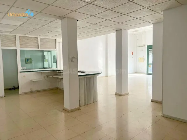 LOCAL ACONDICIONADO EN BARRIADA DE LLERA CON MUCHAS POSIBILI - foto 5