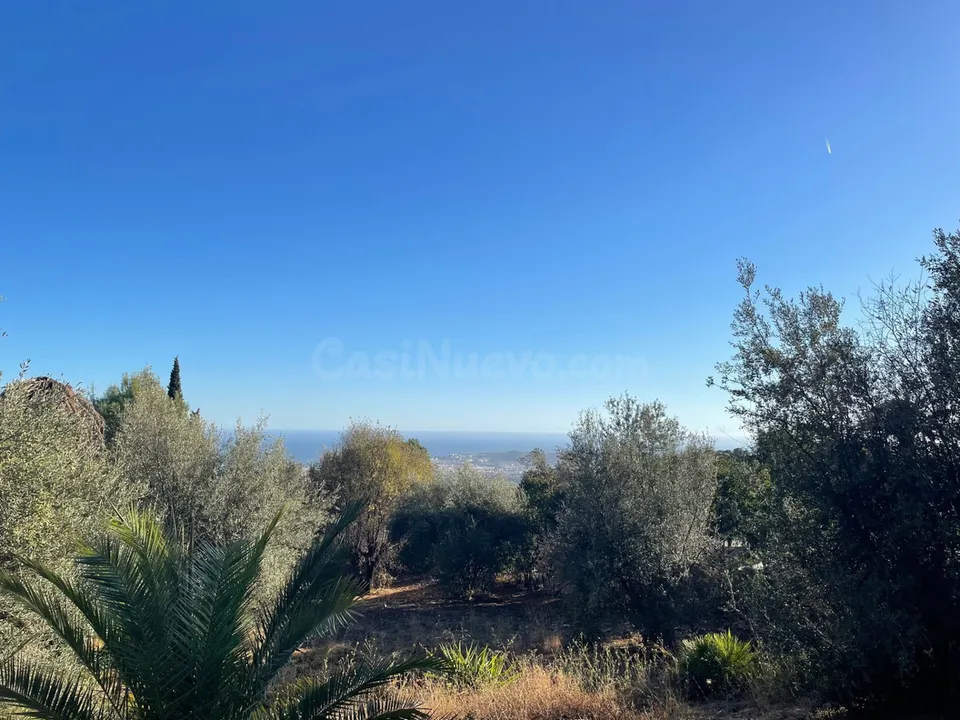 Parcela con vistas al mar en Mijas Pueblo - Costa del Sol