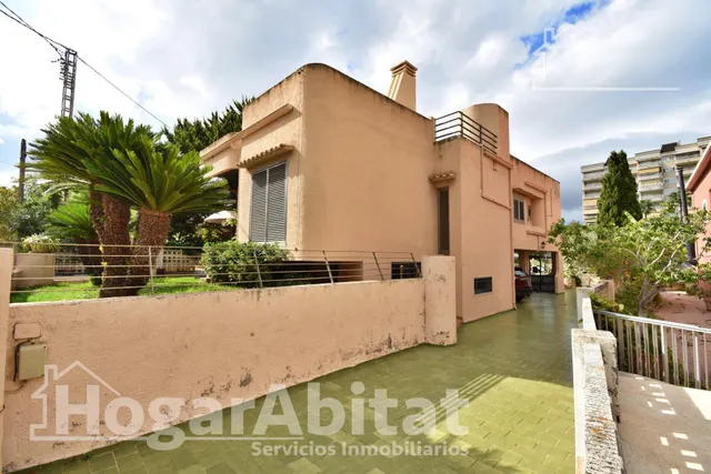 CHALET CON TERRAZA, GARAJE Y BARBACOA EN LA PLAYA DE GANDÍA — 44