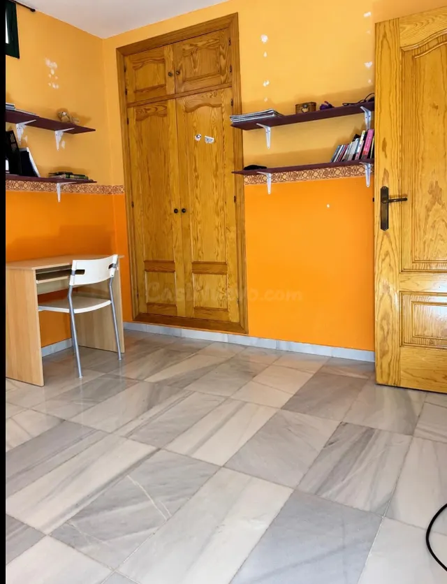 OPORTUNIDAD EN BEL-AIR · BAJO DE 3 DORMITORIOS, 2 BAÑOS, GRA - foto 4