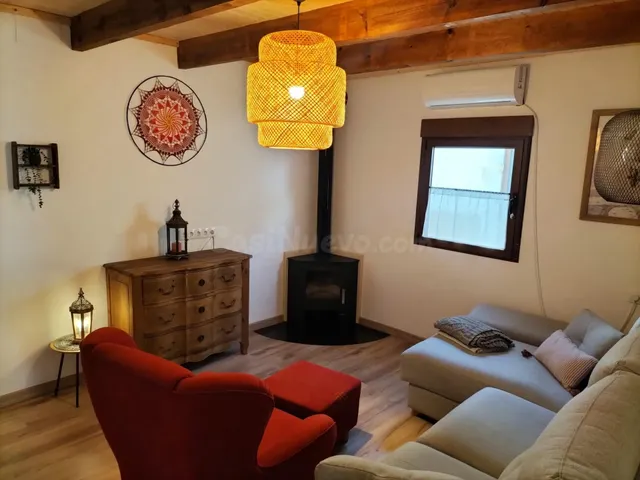 Casa de pueblo en esquina con 3 dormitorios a la venta en Fo - foto 2