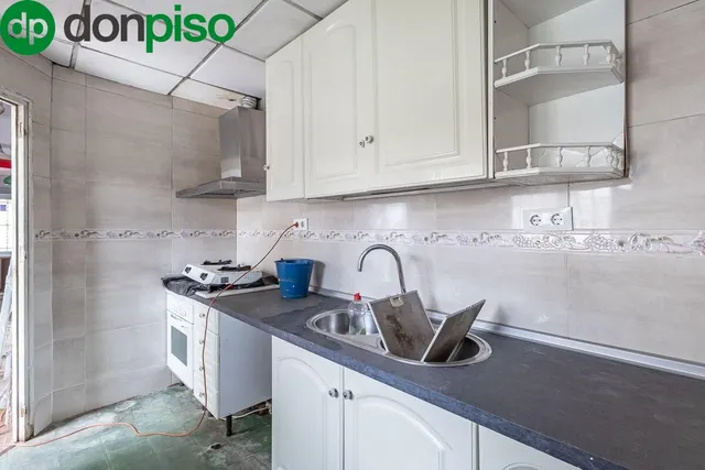 Casa con Parcela a Reformar en Granada — 9