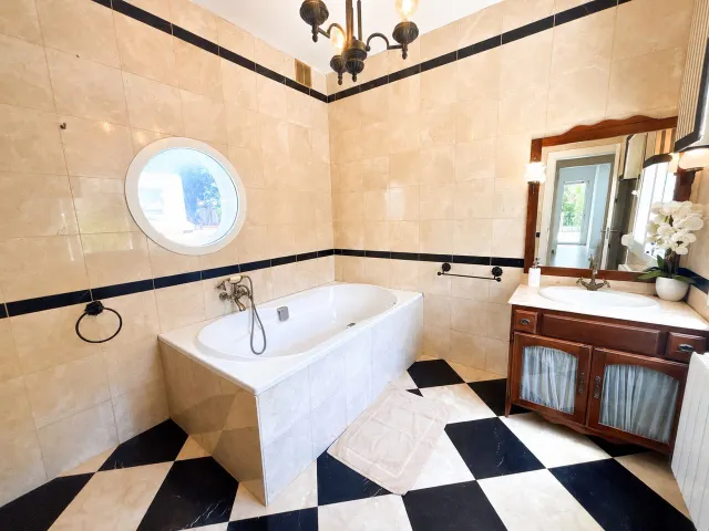 Villa 7 habitaciones 512m² en venta - Campoamor — 41