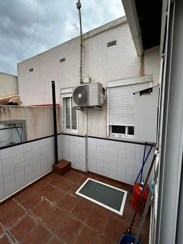 265€ GASTOS INCLUIDOS HAB. CHICA ESTUDIANTE - foto 4