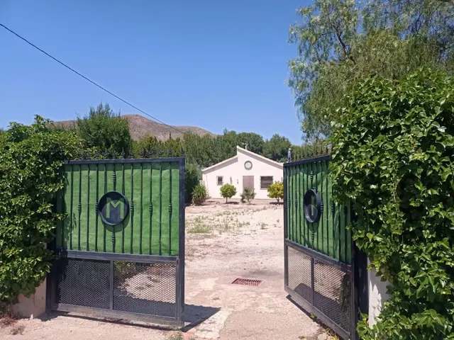 BONITA CASA DE CAMPO EN TOBARRA (ALBACETE) - foto 2