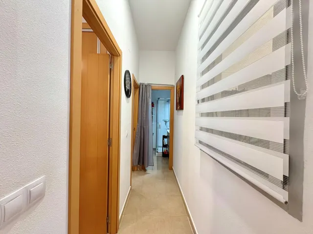 Apartamento luminoso y espacioso en la acogedora Formentera. Cerca de colegios y comercios, a 10 min a pie de Benijófar, a 3,5 km del La Marquesa Golf, y a solo 11 km de las playas de Guardamar. — 14