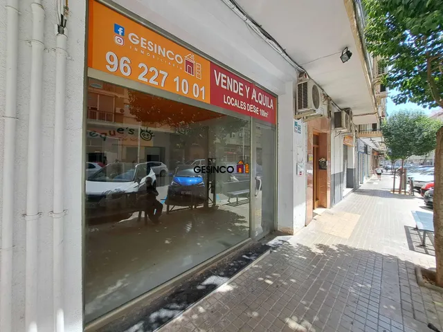 LOCAL COMERCIAL EN ALQUILER CÉNTRICO