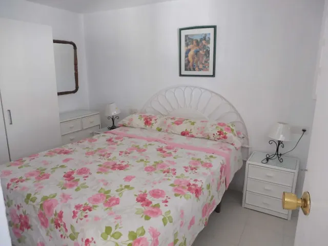 Villa grande con mucho potencial y vistas al mar zona Estupa Budista, Benalmádena — 10