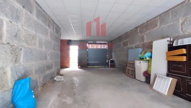 LOCAL COMERCIAL SITUADO EN EL COUTO, CERCA DE LOS JUZGADOS. — 2