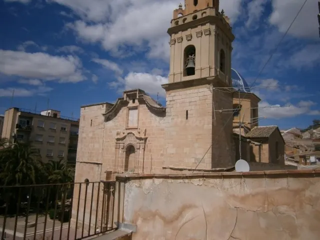 Caserón en el centro de Monovar — 2