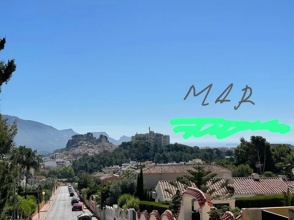 Terreno para hacer 10 chalets con vistas al mar, oportunidad.