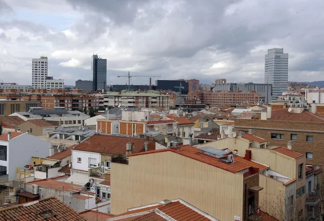 OPORTUNIDAD DE NEGOCIO EN SABADELL , SUPERMERCADO EN PLENO F