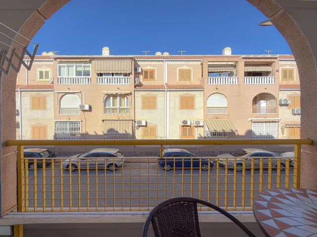 Acequion! Fantastico apartamento con amplia terraza y vistas laterales al mar + Gigantesca piscina comunitaria + Licencia turística (300 mts playa) — 9