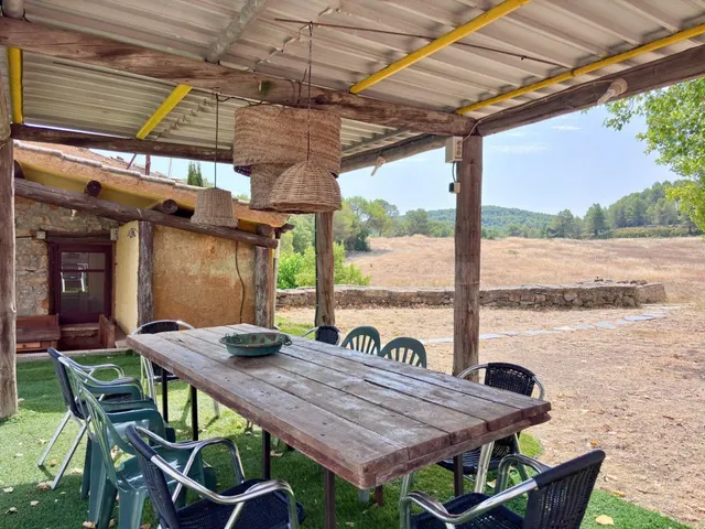 Masía catalana con encanto en entorno natural, lista para entrar a vivir o invertir como alojamiento rural — 22