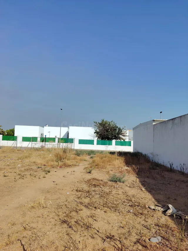 ¡Oportunidad Única! Terreno Urbano en Brenes por Solo 54000€ - foto 4