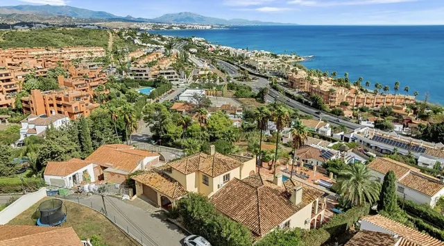 Chalet 8 habitaciones 430m² en venta - Costa Del Sol — 9