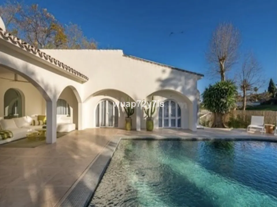 Chalet 4 habitaciones 419m² en venta - Marbella