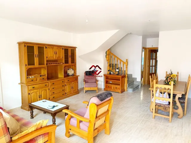 CHALET/TRÍPLEX 5 DORMITORIOS (500m PLAYA) - foto 4