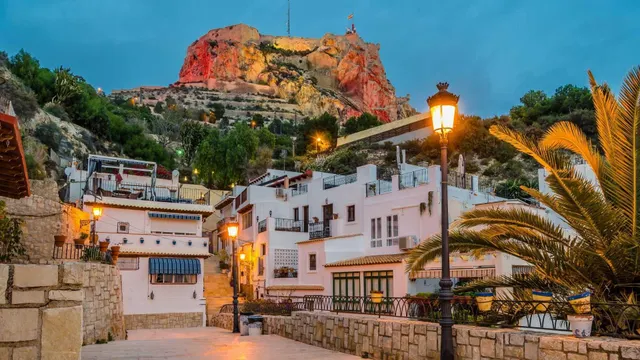 Estudio totalmente reformado en zona PRIME ALICANTE CENTRO — 11