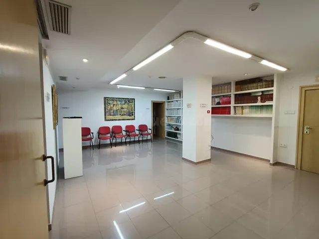 Se Vende Piso en la Rambla Méndez Núñez, Alicante - foto 2