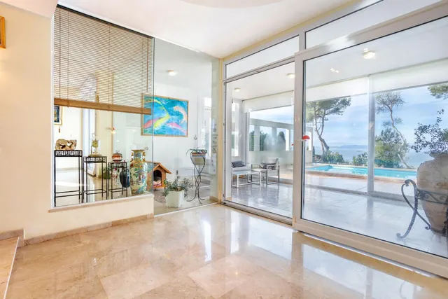 Villa junto al acantilado en Bahia Azul — 25