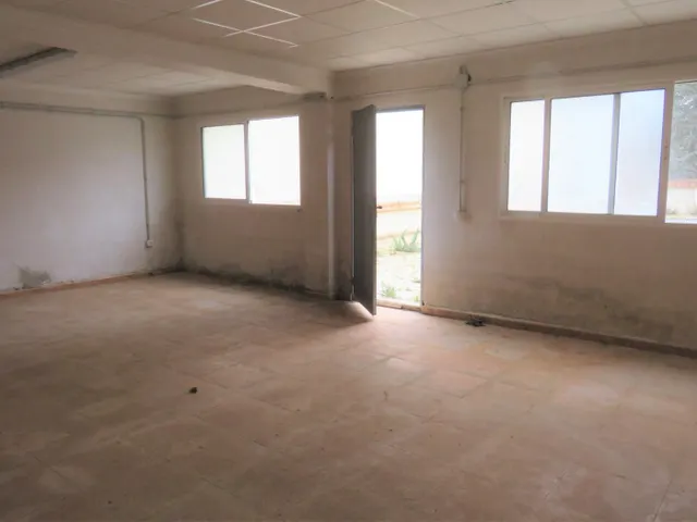 TERRENO URBANO  CON PISCINA A LA VENTA EN AGULLENT — 4