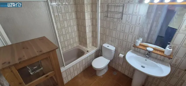 Amplio Piso en Excelente Ubicación — 8