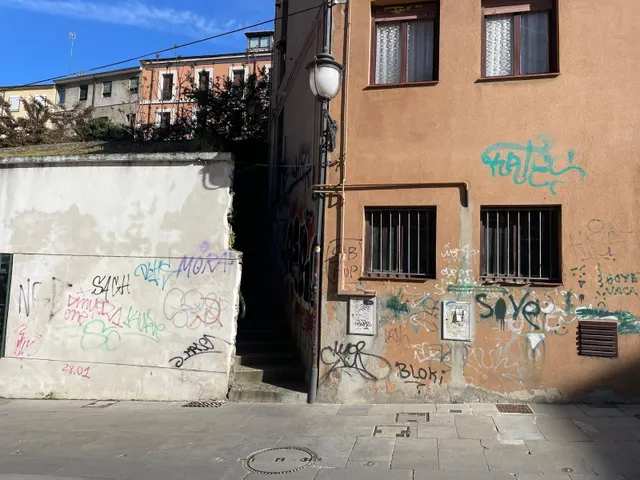 SE VENDE PLAZA GARAJE DOBLE — 13
