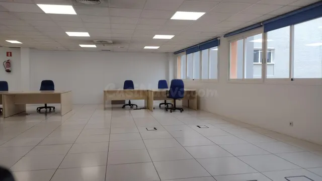 GRAN OFICINA EN ALQUILER ZONA GUINDALERA - foto 4