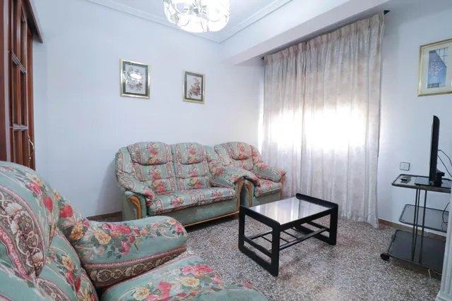 Venta vivienda en calle Granada esquina Rambla — 4